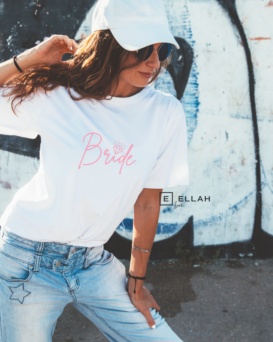 Camiseta Blanca con Letras Rosas | Bride