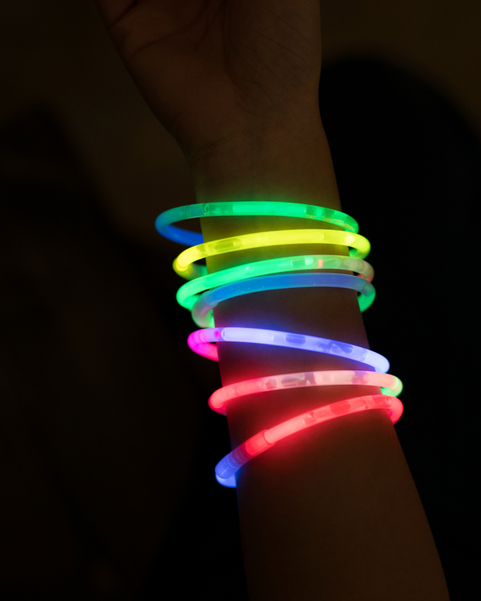 Pulseras luminosas de colores