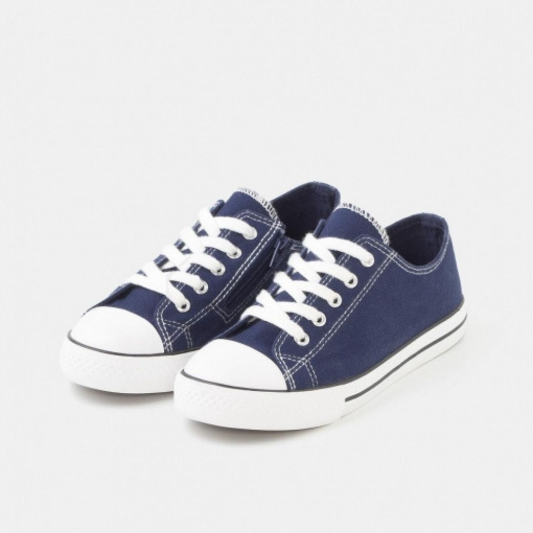 Zapatillas de Lona tipo Converse para Boda, , 【Zapatillas de lona tipo converse】➡️ Zapatillas para Invitados de Boda, ✅ ¿Estás buscando las clásicas zapatillas de lona tipo converse de boda para regalar a tus invitados? ⭐
Estas zapatillas para mujer y hombre son ideales para que puedas montar un puesto para cambiar los tacones por zapatos planos. Tus invitados de boda lo van a agradecer ✅ ¡Entra y consigue tus zaapatillas para invitados!-Ellahbox